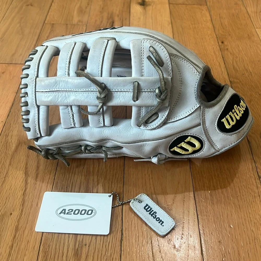 Wilson A2000 12 3/4 (Left Hand Throw) - Picture 1 of 6